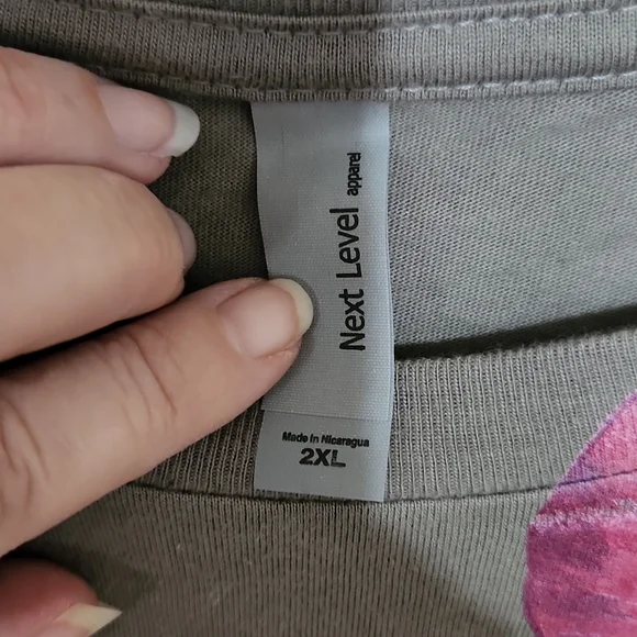 NWT Rose Short Sleeve Size 2XL - Picture 4 of 4